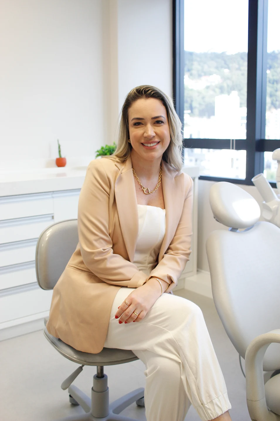 dra-daniele-clapes-nunes-dentista-em-joacaba-154