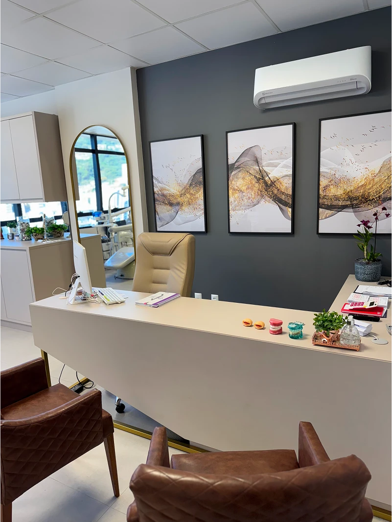 dra-daniele-clapes-nunes-dentista-em-joacaba- (5)